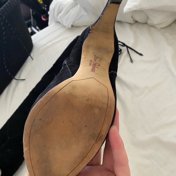 Black suede thigh high boots - Picture 5 of 7